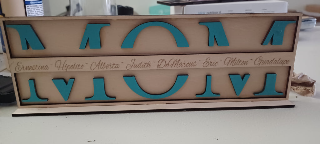 Puesto de madera para mamá