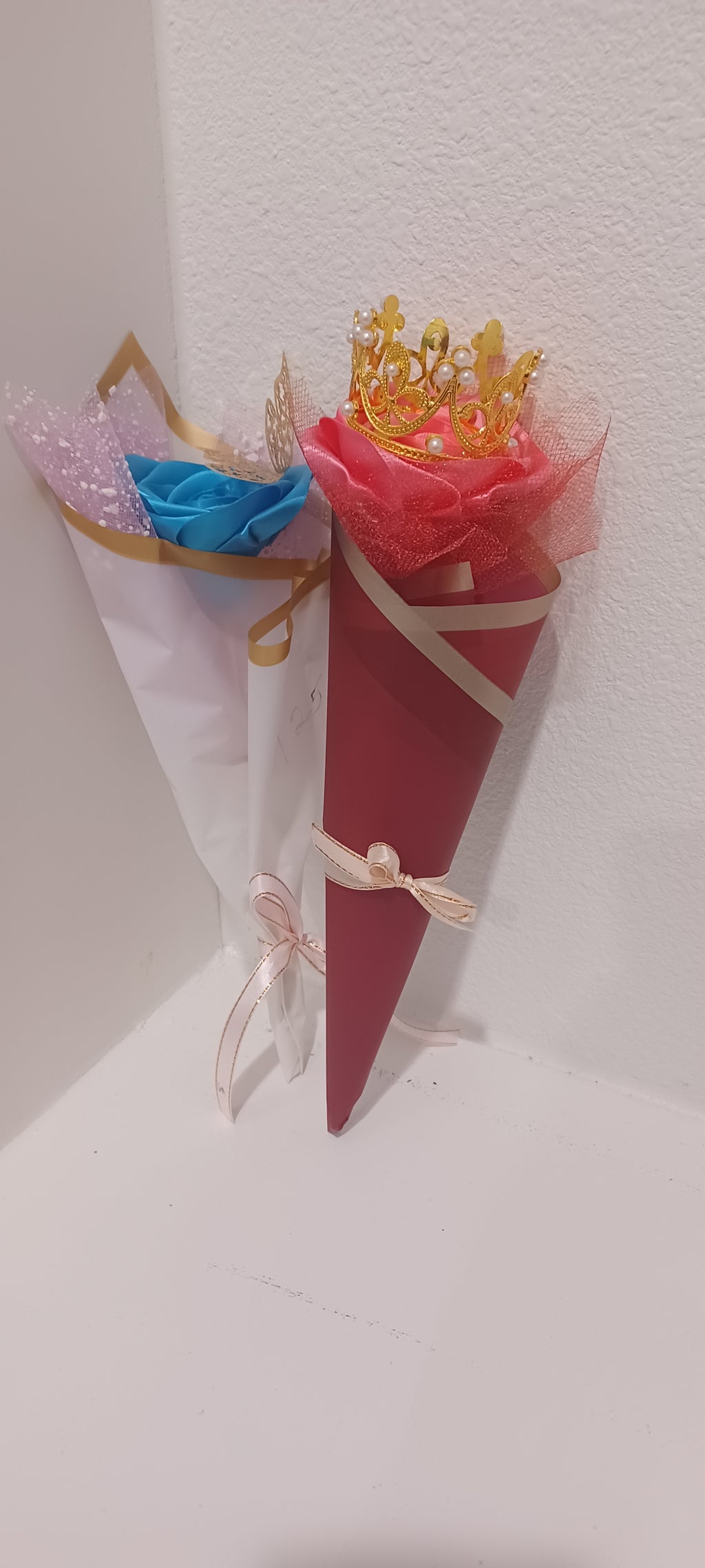 Single Ribbon Rose Bouquet