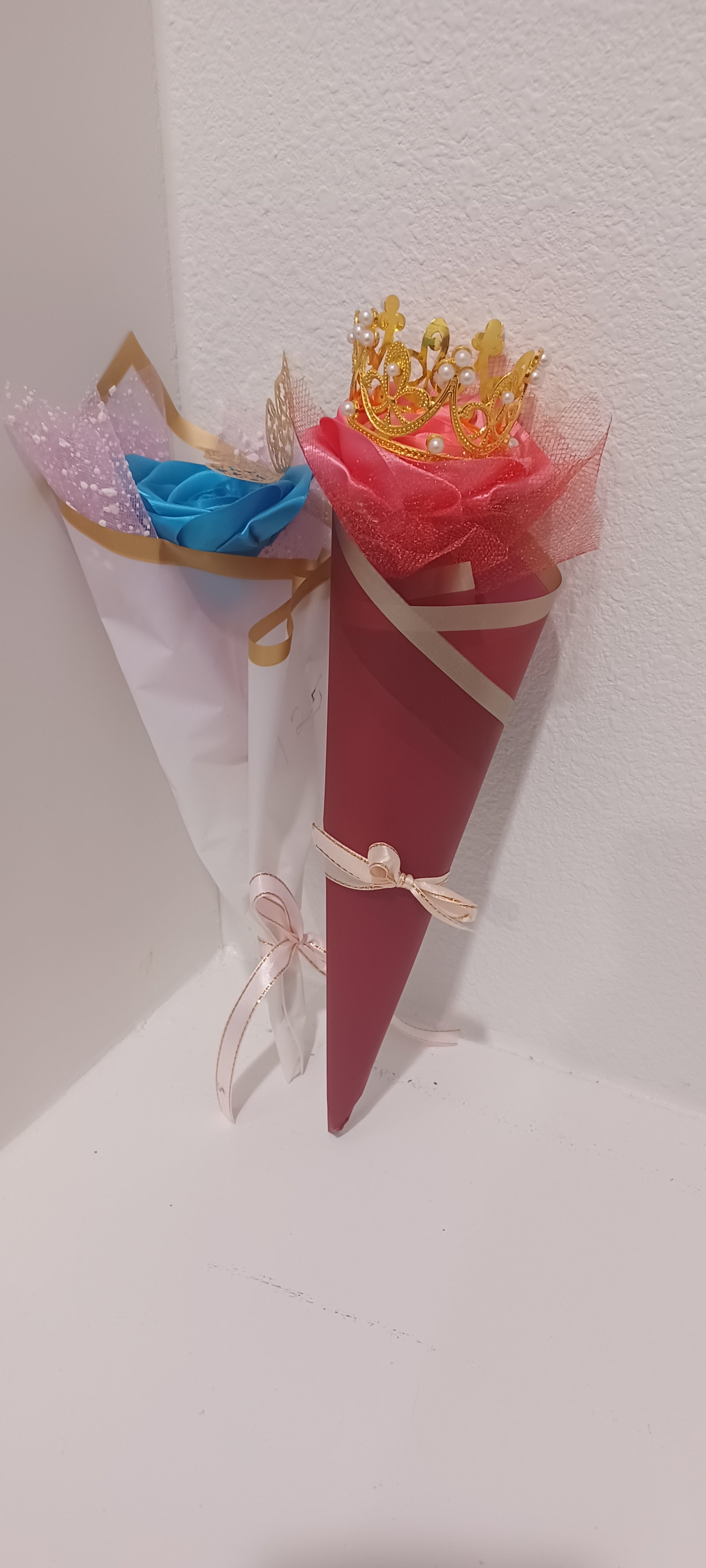 Single Ribbon Rose Bouquet