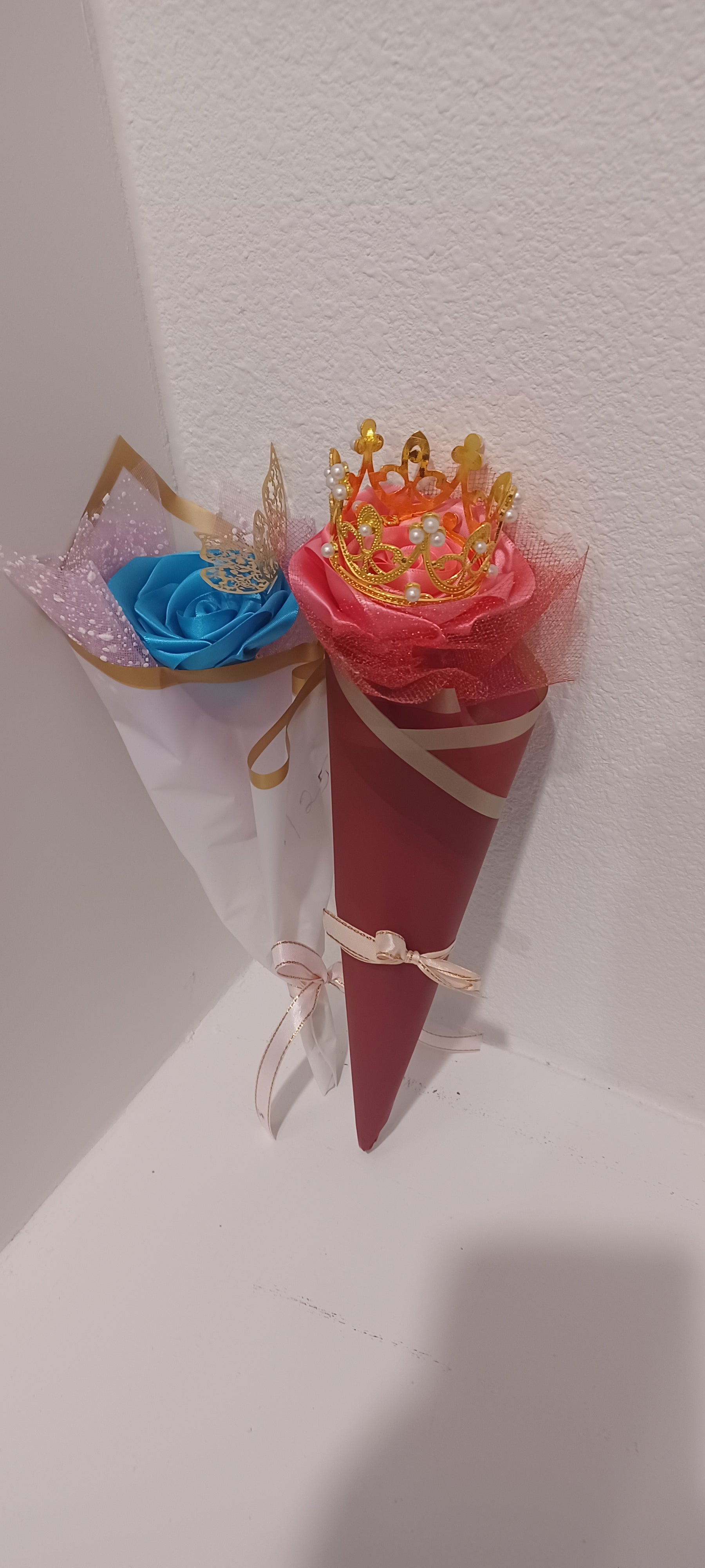 Single Ribbon Rose Bouquet